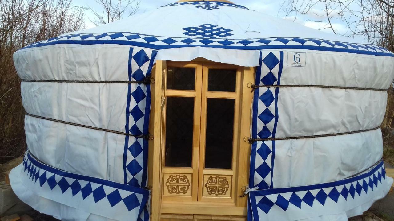 Romantic Mongolian Yurt In The Wild Hotel Rakovica Buitenkant foto